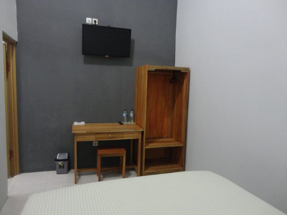 Pendowo Huis Guest House Yogyakarta Exterior photo